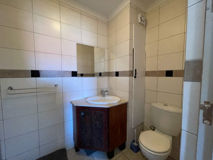 2 Bedroom Property for Sale in Hartenbos Central Western Cape